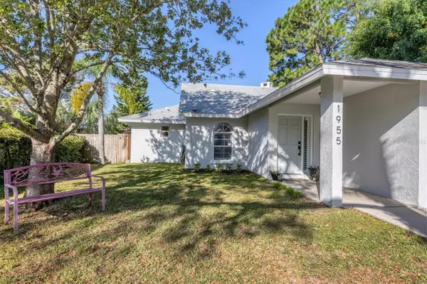 1955 WOOD HOLLOW PL, Sarasota, FL 34235