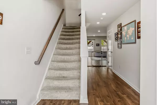 48 ROME WAY, Mount Laurel, NJ 08054