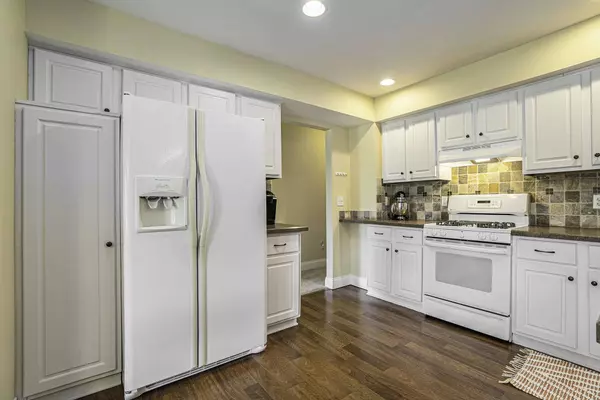 6340 W Encantado NE Court, Rockford, MI 49341