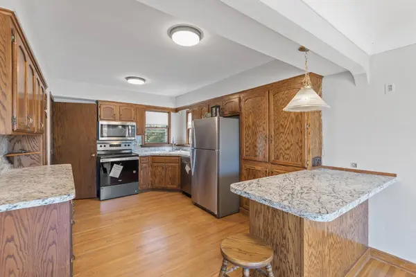 20670 Holyoke AVE, Lakeville, MN 55044