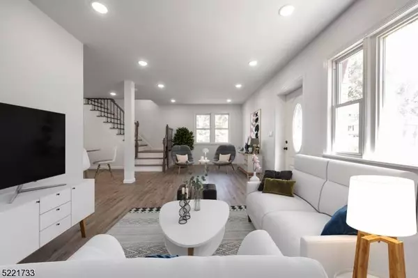 48 Oak St, Old Bridge Twp., NJ 08857