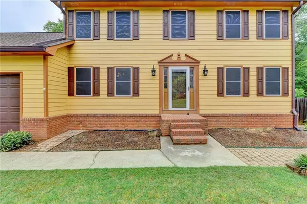 1471 Pinebark CT, Grayson, GA 30017