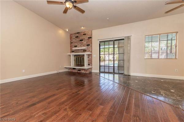 5686 W Agate Avenue, Las Vegas, NV 89139