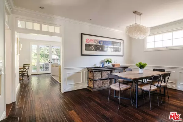 4232 Rhodes Ave, Studio City, CA 91604