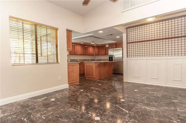 5686 W Agate Avenue, Las Vegas, NV 89139