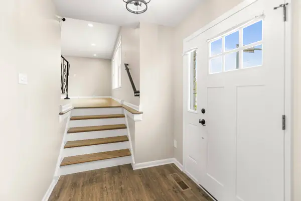 807 E 170th Street, South Holland, IL 60473