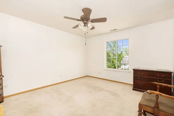 1556 Bluestem LN, Minooka, IL 60447