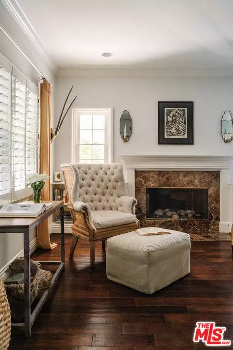 4232 Rhodes Ave, Studio City, CA 91604