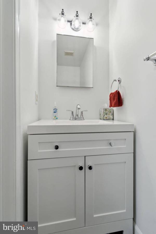 43 OLD MILL LN, Southampton, PA 18966