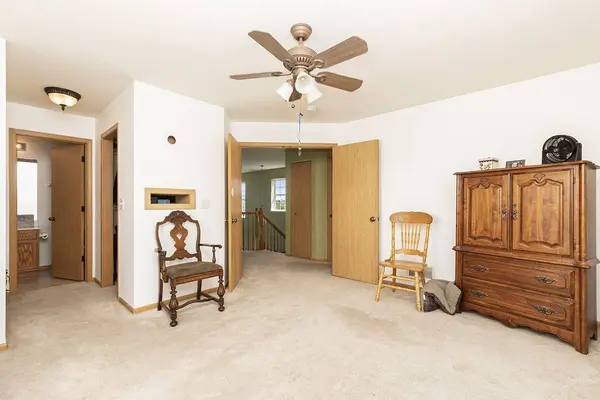 1556 Bluestem LN, Minooka, IL 60447