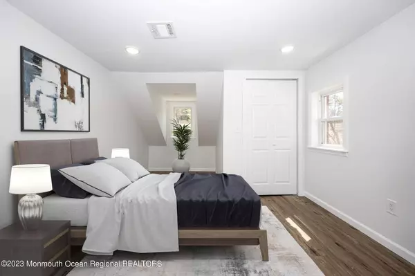 48 Oak Street, Old Bridge, NJ 08857