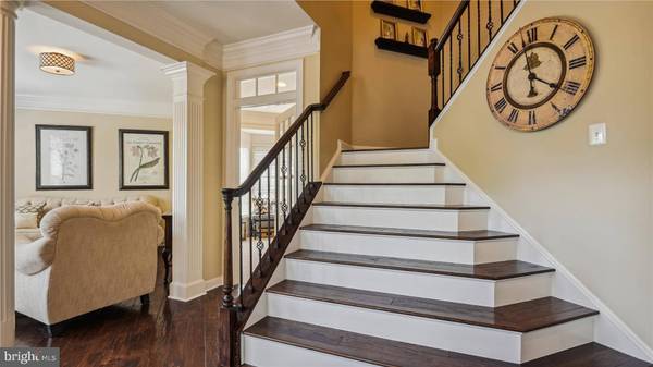 21062 HOODED CROW DR, Leesburg, VA 20175