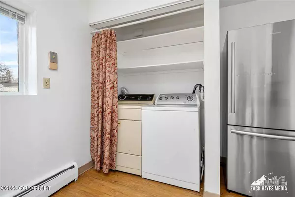 4625 Taft ST, Anchorage, AK 99517