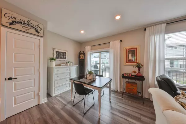 13354 Saxony BLVD W, Fishers, IN 46037