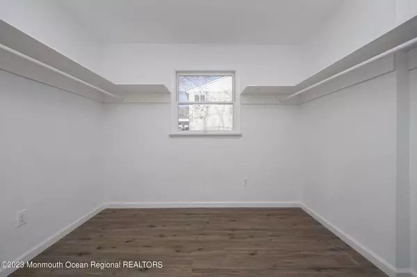 48 Oak Street, Old Bridge, NJ 08857