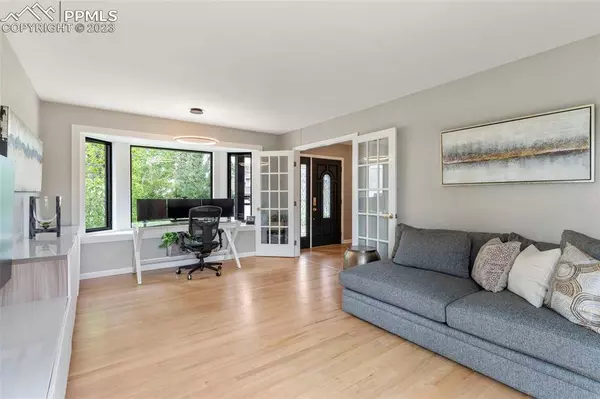 1664 Devils Point PL, Highlands Ranch, CO 80126