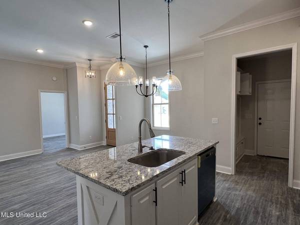 112 Serenity Lane, Pearl, MS 39208