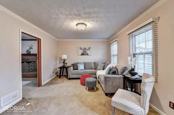 1471 Pinebark CT, Grayson, GA 30017