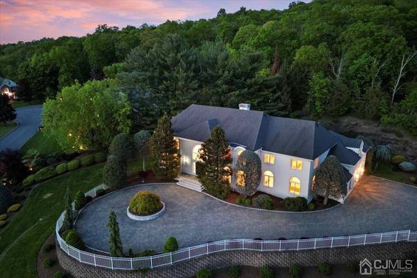 35 Horizon DR, Wayne, NJ 07470