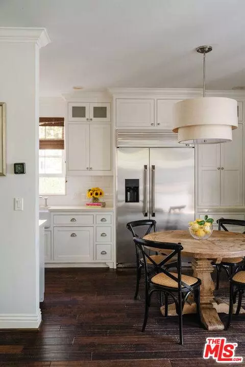 4232 Rhodes Ave, Studio City, CA 91604