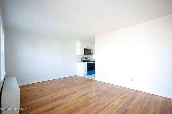 2 Van Buren Avenue, Colonie, NY 12205