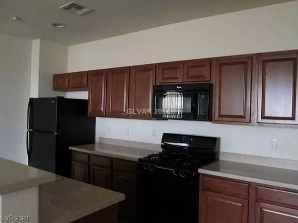 4437 Dover Straight Street #302, Las Vegas, NV 89115