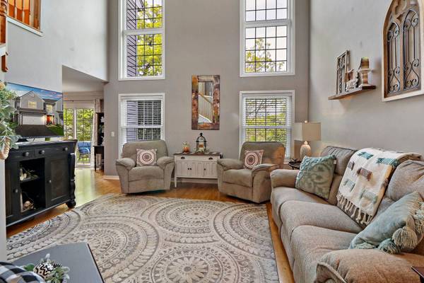 34726 N Lakeside DR, Ingleside, IL 60041