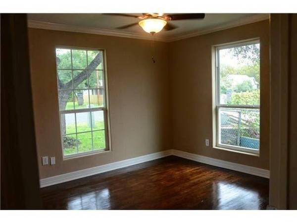 1001 Taulbee LN, Austin, TX 78757