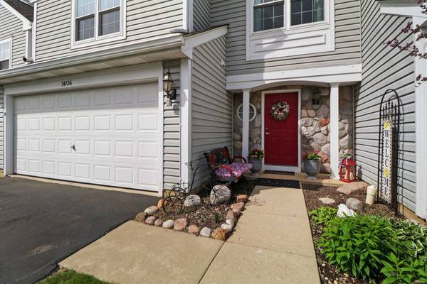 34726 N Lakeside DR, Ingleside, IL 60041