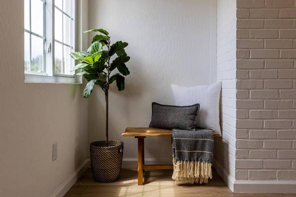 2890 Rollingwood DR, San Bruno, CA 94066