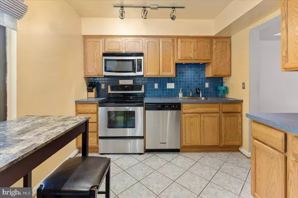 33 BERNADOTTE CT, Parkville, MD 21234