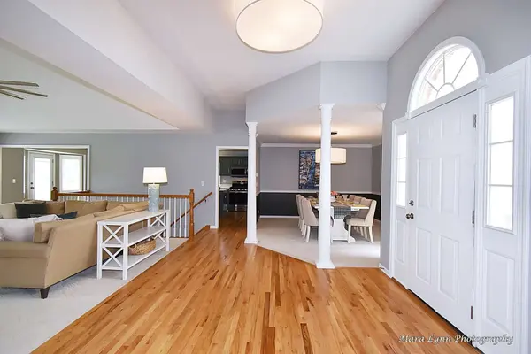 668 Asbury Drive, Aurora, IL 60502