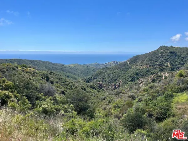2825 Tuna Canyon Rd, Malibu, CA 90290