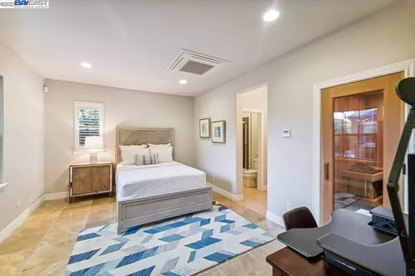 7867 Kennard Ln, San Ramon, CA 94582