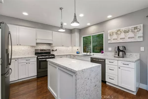 1 Tomahawk ST, Trabuco Canyon, CA 92679