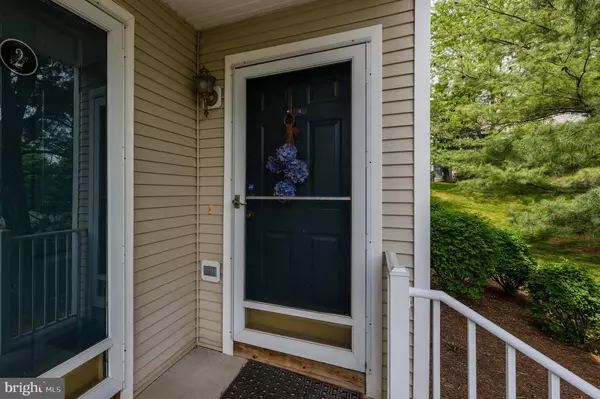 4 DUDLEY CT, Green Brook, NJ 08812