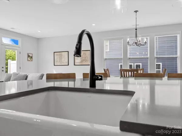 2045 Suttonview RD, Fort Mill, SC 29708