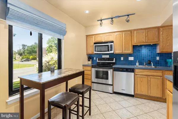 33 BERNADOTTE CT, Parkville, MD 21234