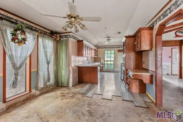 10726 TOLEDO BEND AVE, Baton Rouge, LA 70814