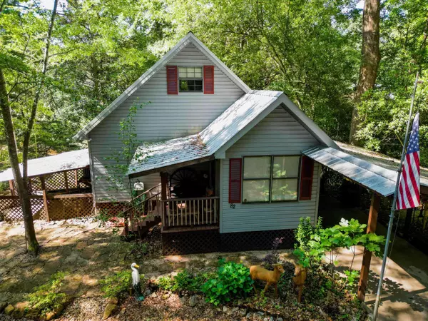 82 Landing Rd, Hattiesburg, MS 39401