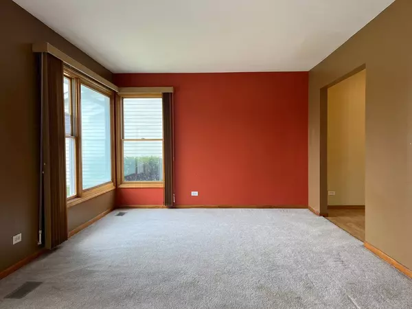 300 Musial Circle, Bolingbrook, IL 60440