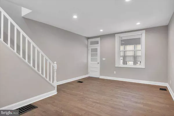 248 3RD ST, Gloucester City, NJ 08030