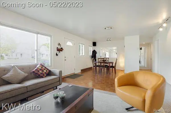 719 N CAMPBELL Road, Royal Oak, MI 48067