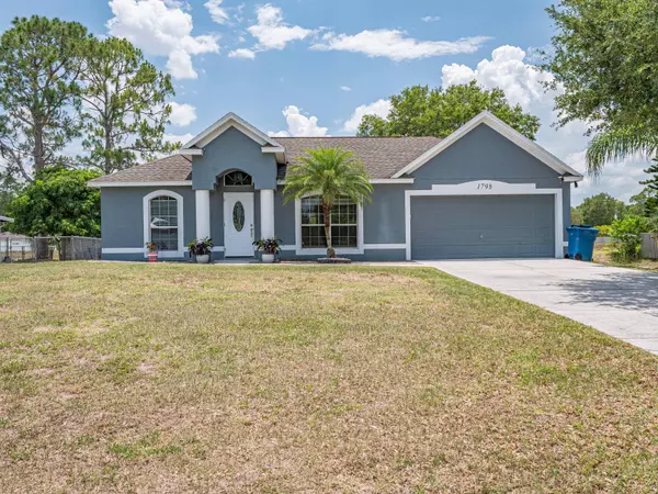 1798 NW Delaware ST, Palm Bay, FL 32907