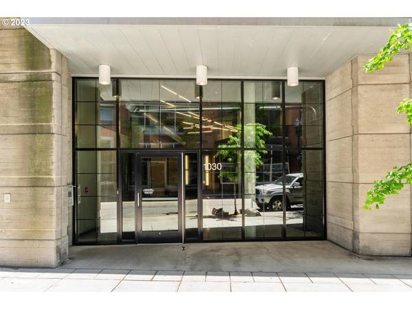 1030 NW 12TH AVE #110, Portland, OR 97209