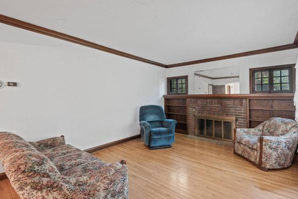 2342 Commonwealth AVE, Saint Paul, MN 55108