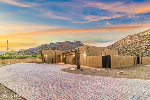 13769 N Cactus Valley Court, Marana, AZ 85658