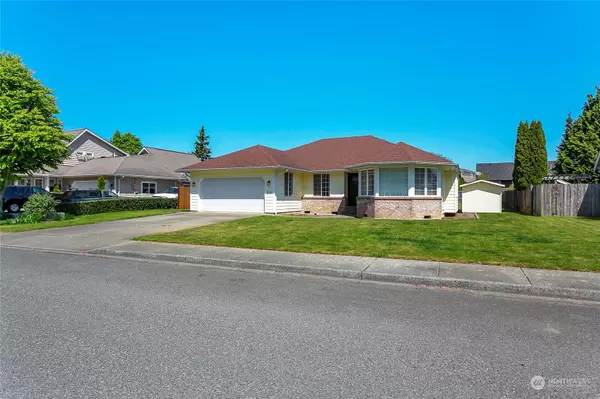 216 E Sunrise DR, Lynden, WA 98264