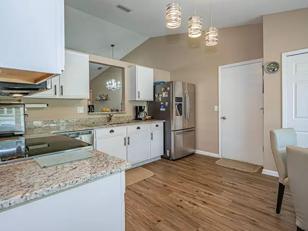 1798 NW Delaware ST, Palm Bay, FL 32907