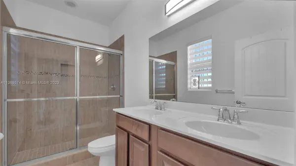 11285 SW 227th St, Miami, FL 33170